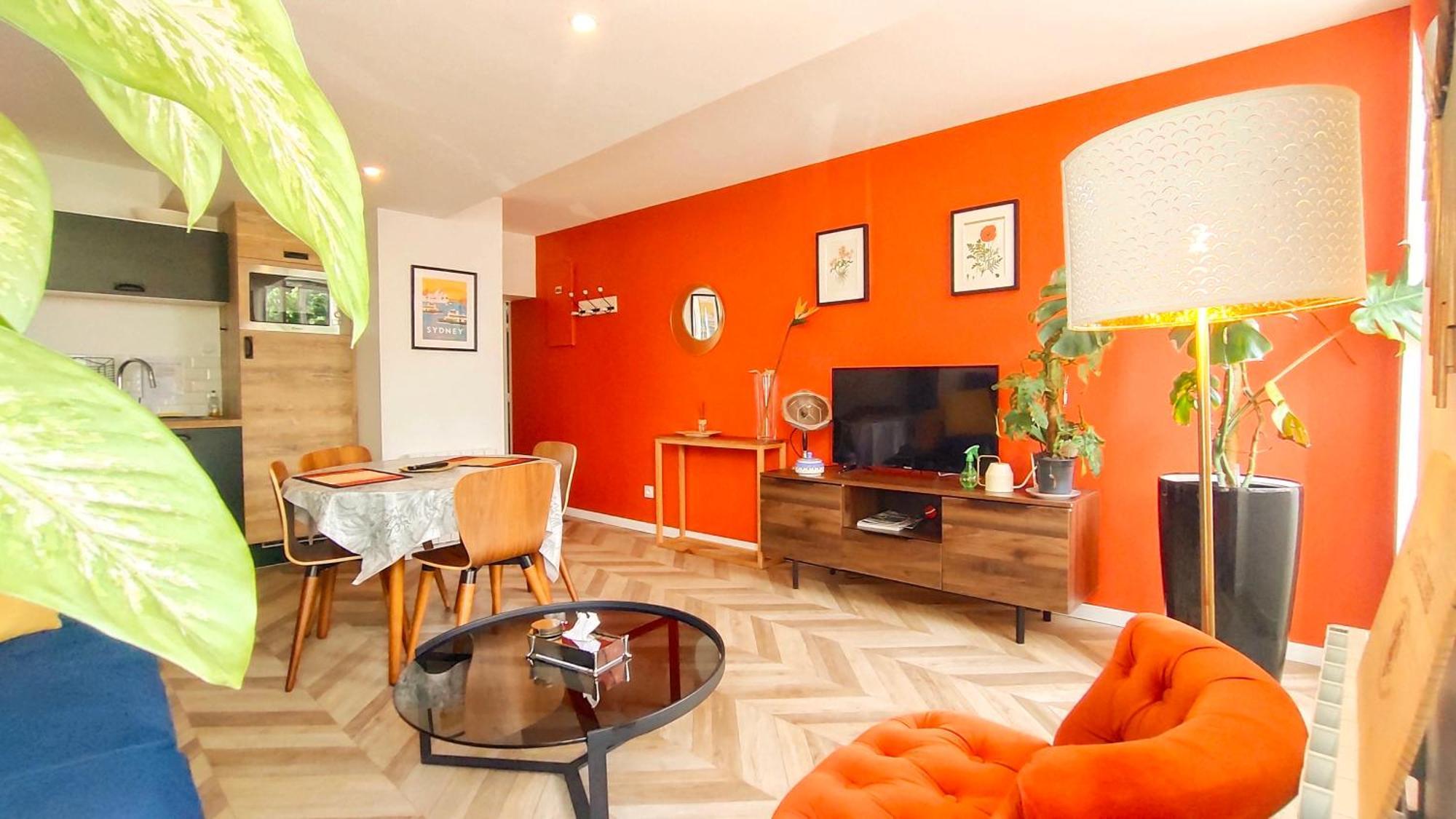 Votre Escale - Magellan Cinema Apartment นีออร์ ภายนอก รูปภาพ